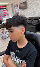 Textured crop with a blended low fade